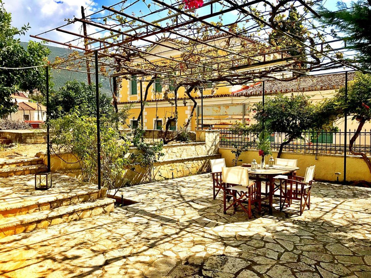Elia Apartments Chrisso Delphi Bilik gambar