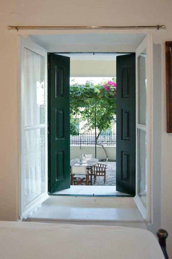 Elia Apartments Chrisso Delphi Luaran gambar