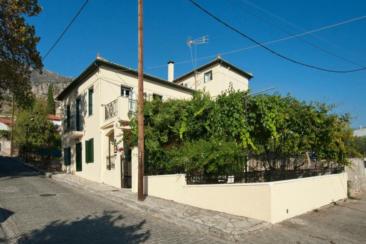 Elia Apartments Chrisso Delphi Luaran gambar
